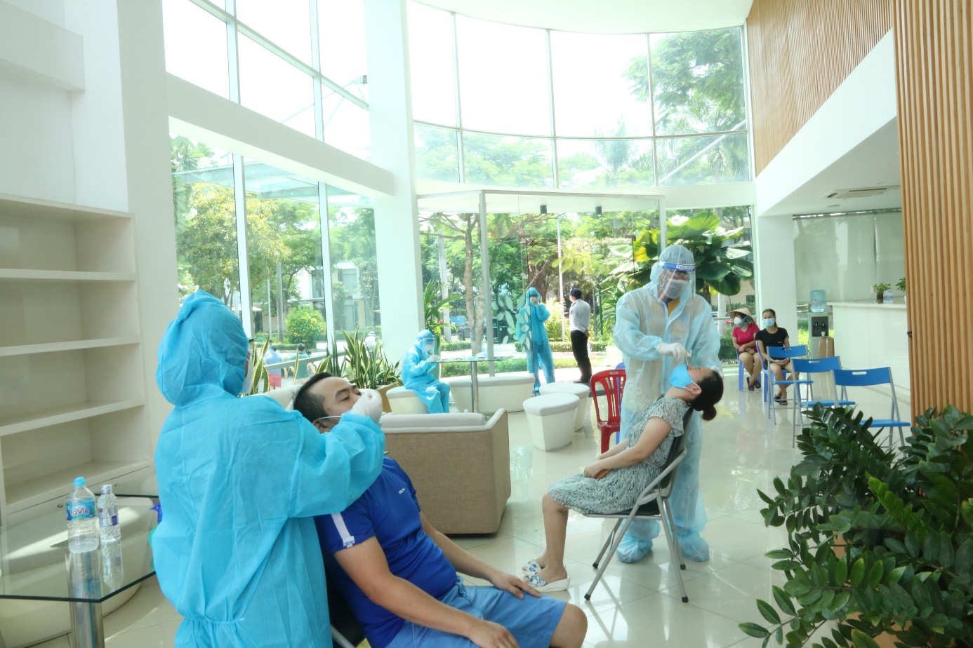 Bản tin COVID-19 sáng 16/7: TP.HCM ghi nhận 1.071 trường hợp nhiễm mớ