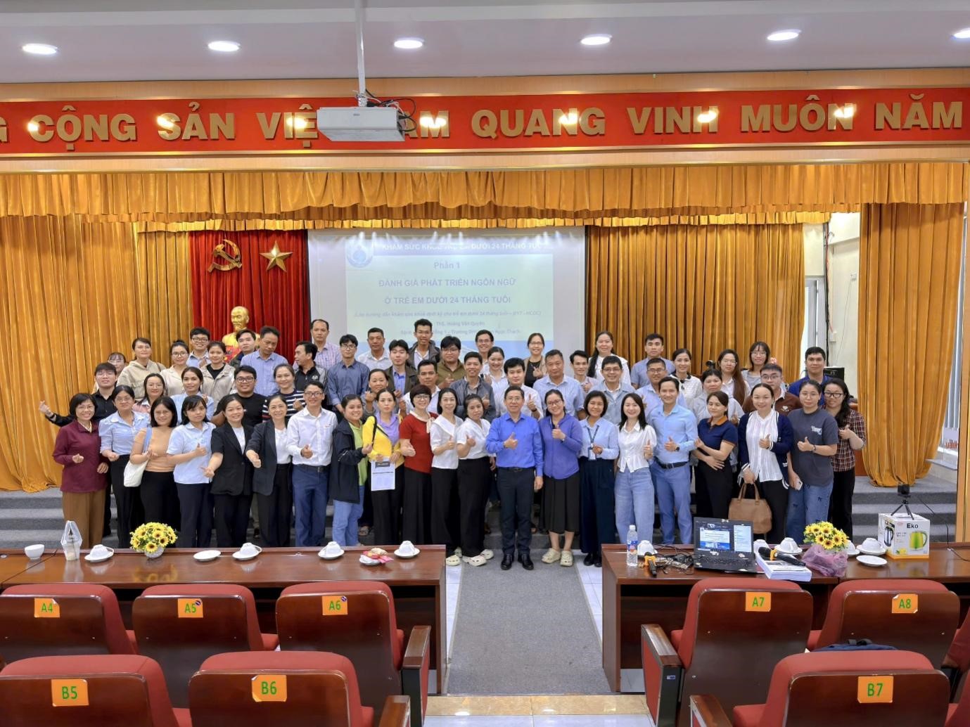 Các dấu hiệu “cờ đỏ” giúp nhận diện sớm nguy cơ chậm hoặc rối loạn phát triển ngôn ngữ ở trẻ dưới 24 tháng tuổi