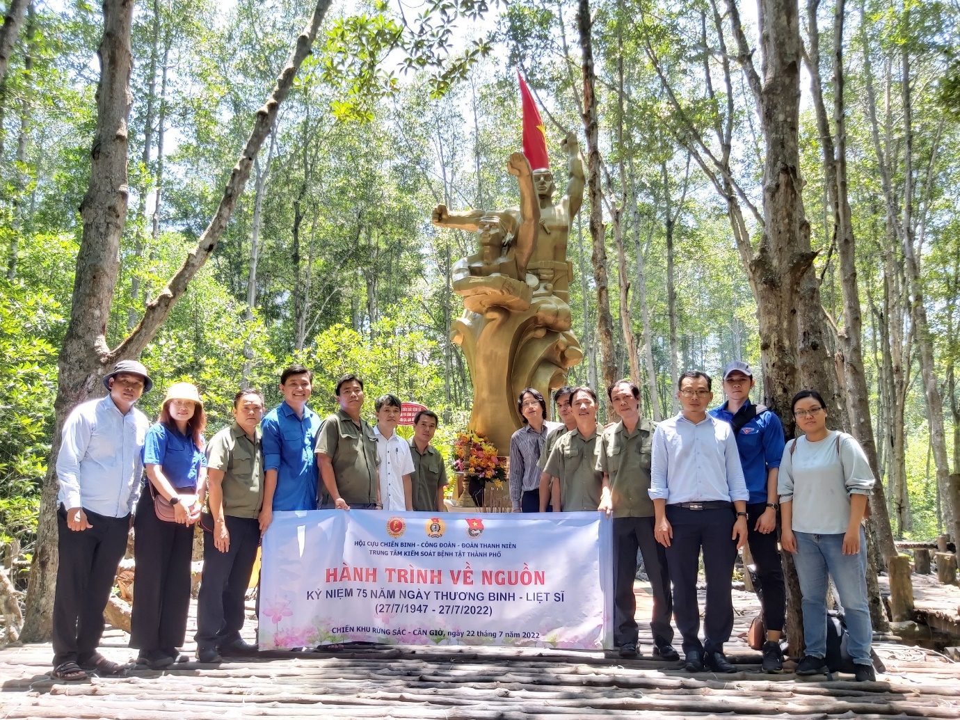HCDC: Hành trình về nguồn tưởng nhớ các Anh hùng liệt sĩ tại chiến khu Rừng Sác