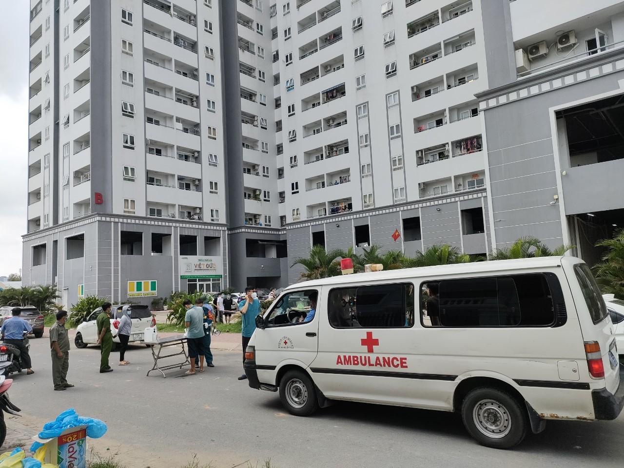 Quận 8: Phát hiện thêm 2 ca nghi nhiễm cùng lúc tại 2 phường trên địa bàn