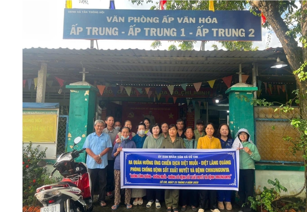 Ra quân chiến dịch diệt lăng quăng phòng chống Sốt xuất huyết và Chikungunya tại huyện Củ Chi cũ