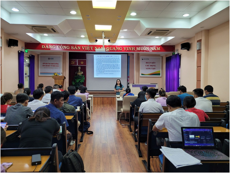 Sàng lọc và hỗ trợ can thiệp để giảm tác hại rượu bia cho người dân là rất cần thiết