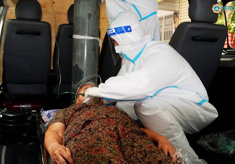 THEO CHÂN  TRẠM Y TẾ LƯU ĐỘNG