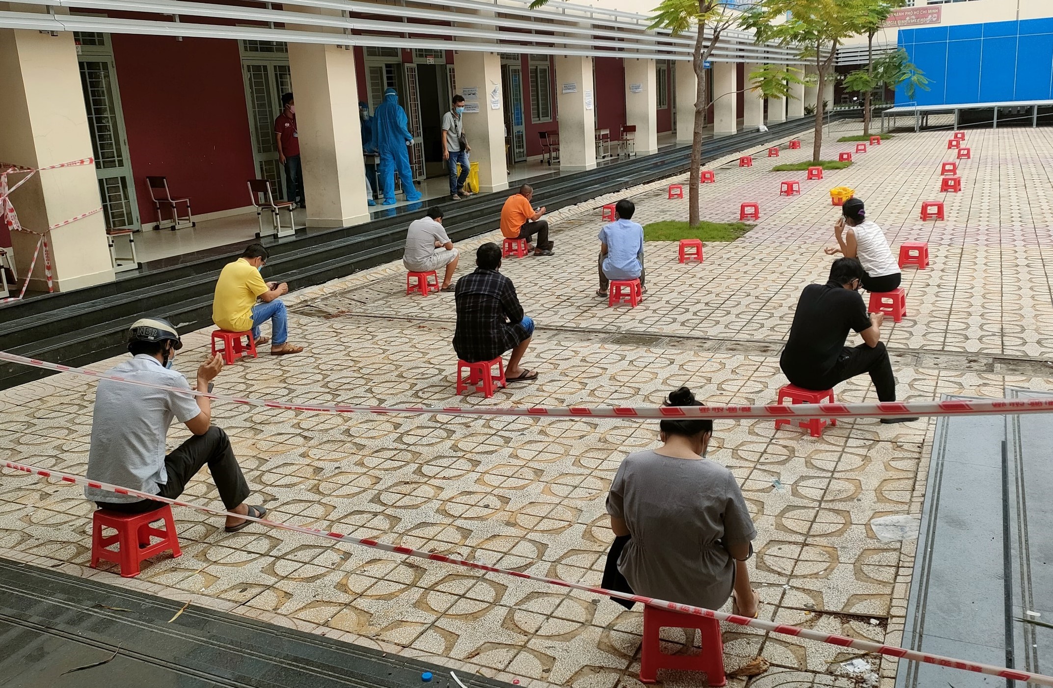 Thông tin về dịch bệnh COVID-19 tại TP.HCM (cập nhật sáng ngày 06/10/2021)