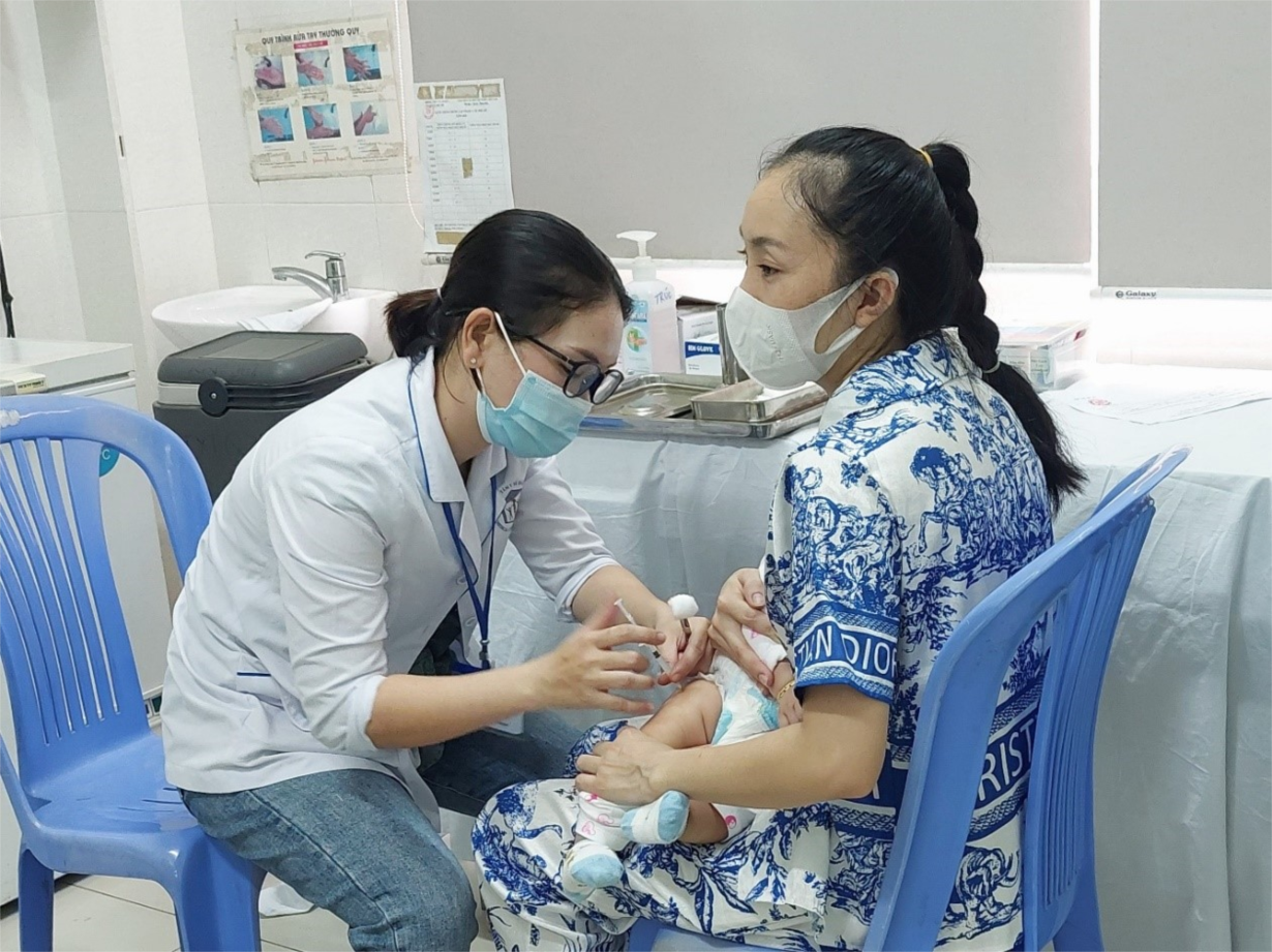 TP.HCM: Triển khai tiêm chủng thêm nhiều loại vắc-xin trong chương trình TCMR