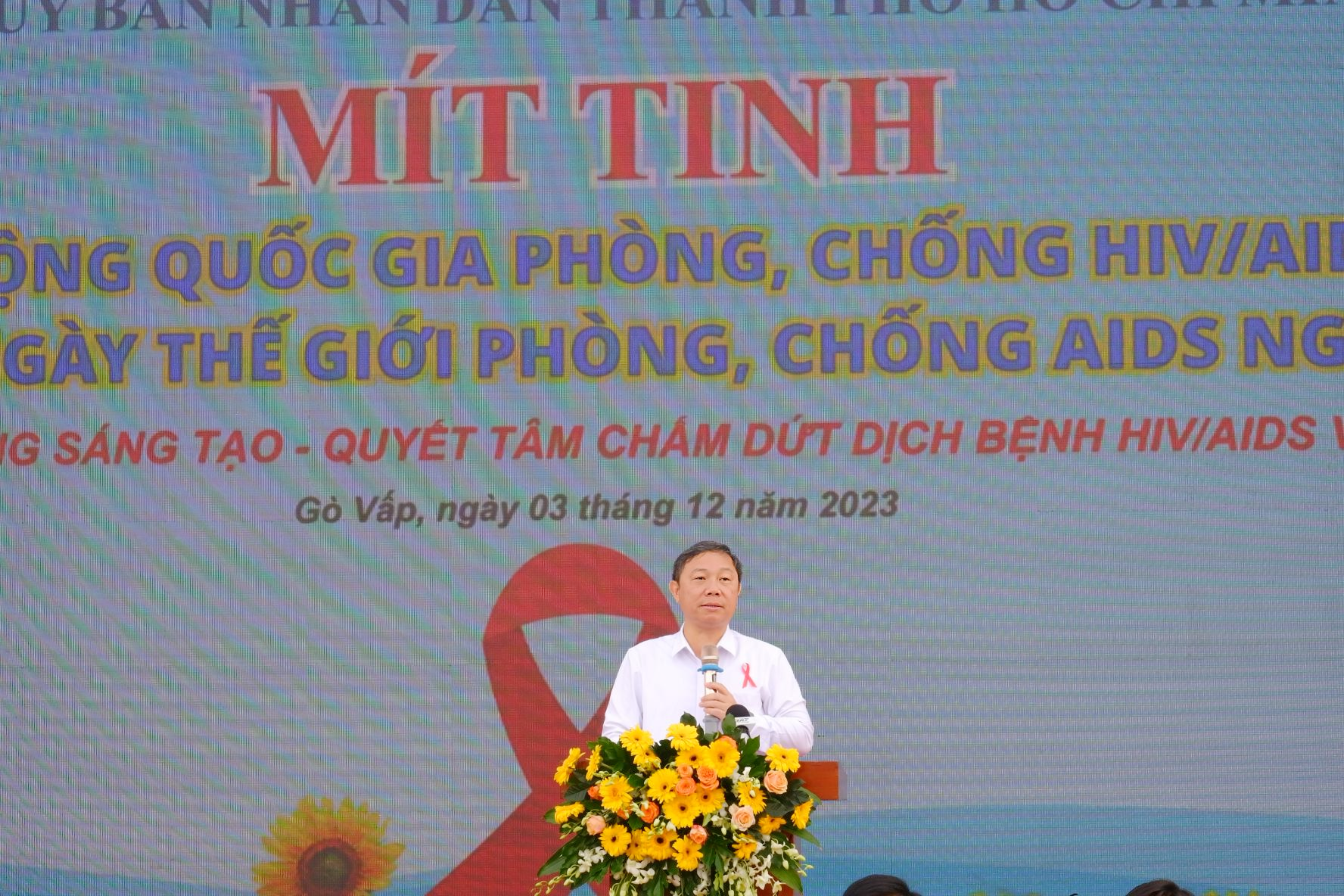“ Cộng đồng sáng tạo - Quyết tâm chấm dứt dịch bệnh AIDS vào năm 2030 ”
