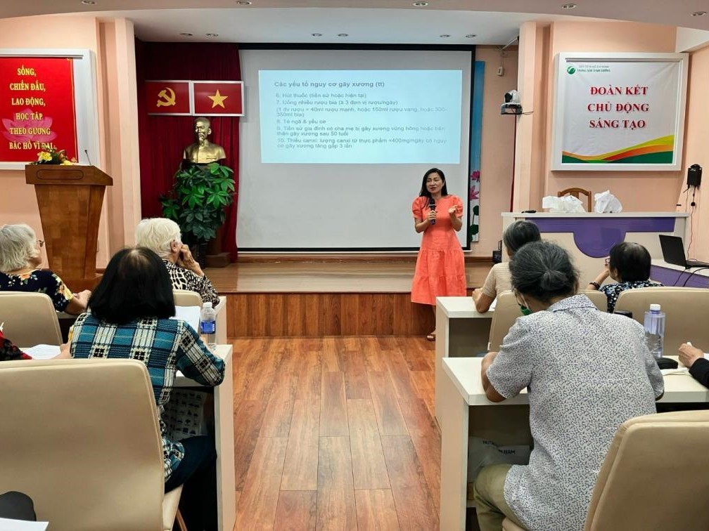 Chăm sóc sức khỏe xương cùng chuyên gia dinh dưỡng