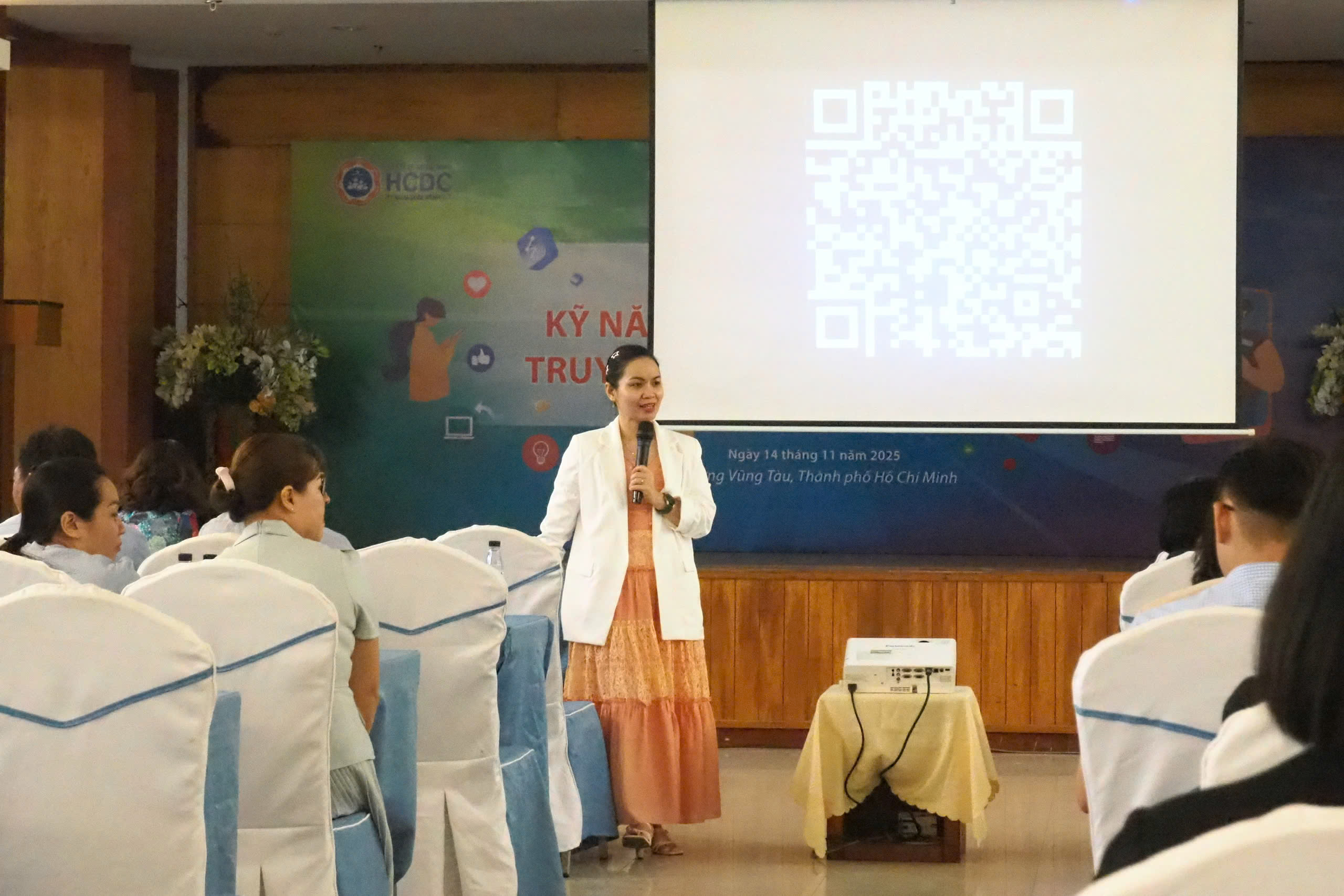 HCDC tập huấn kỹ năng sáng tạo sản phẩm truyền thông đa phương tiện 