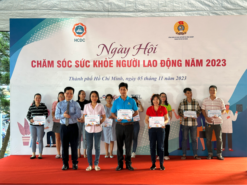Hơn 1.000 công nhân tham dự Ngày hội Chăm sóc sức khoẻ