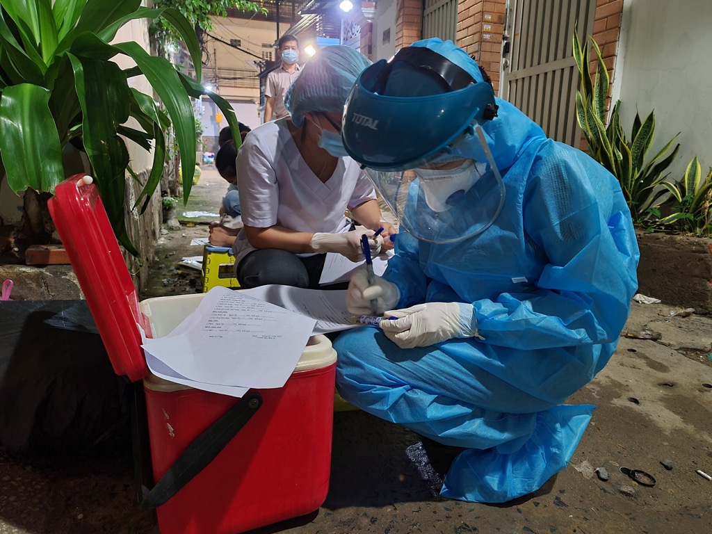 TP.HCM: phát hiện chuỗi lây nhiễm COVID-19 tại giáo phái truyền giáo Phục Hưng