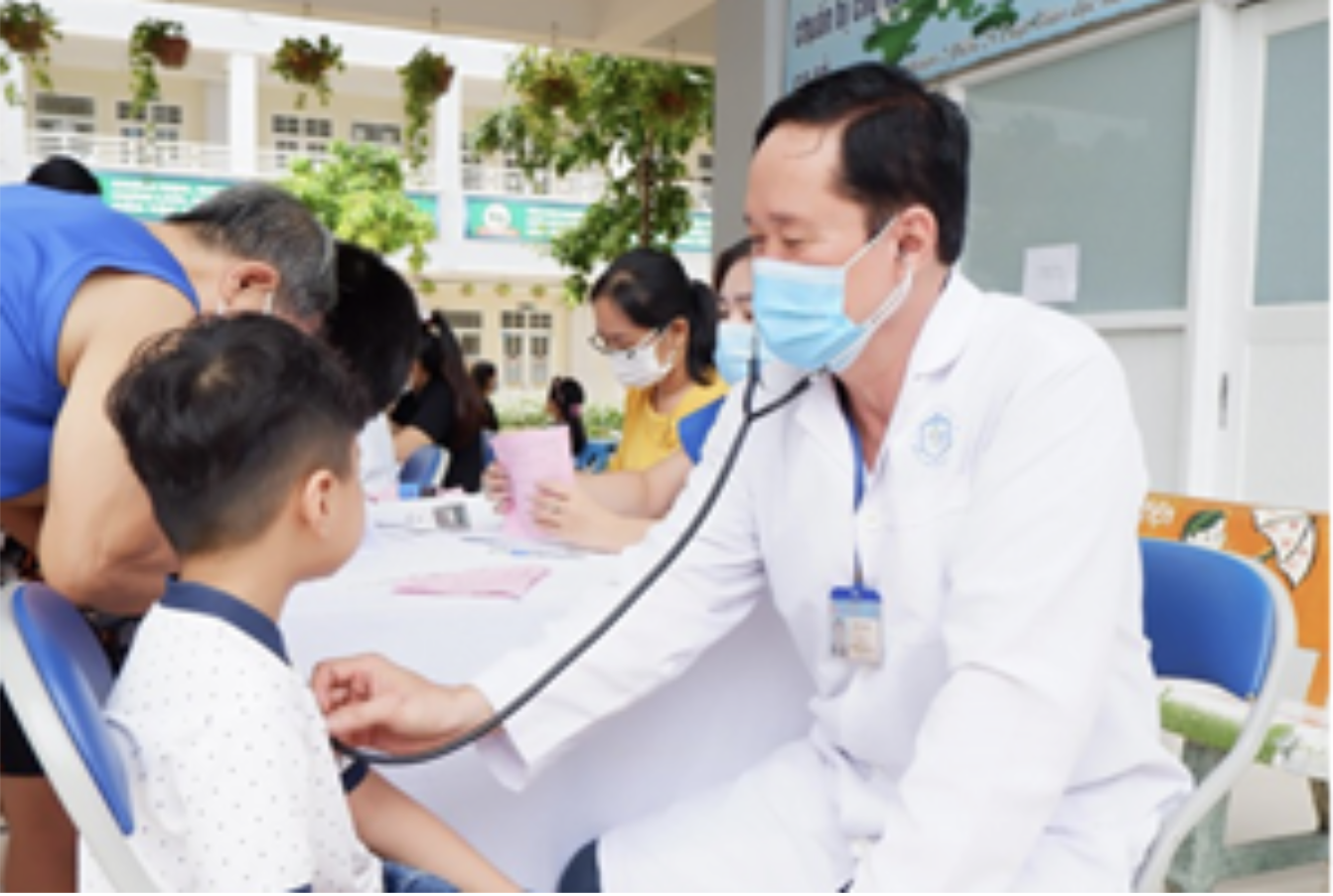 Từ năm học 2026–2027: Học sinh, sinh viên thường trú, tạm trú tại TP.HCM được khám sức khỏe định kỳ miễn phí từ ngân sách nhà nước