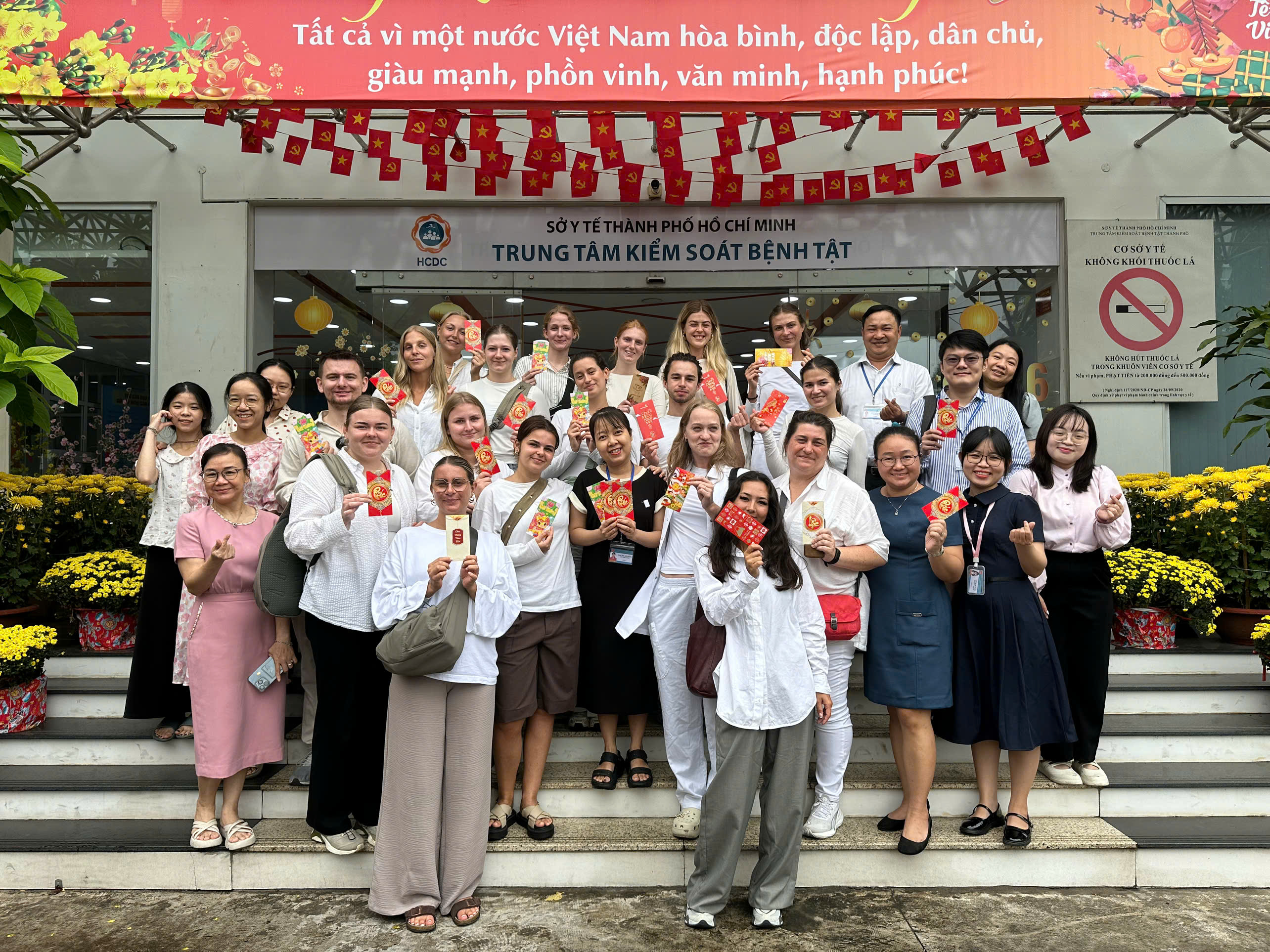 HCDC: Đón tiếp đoàn sinh viên Đan Mạch tham quan và học tập thực tế