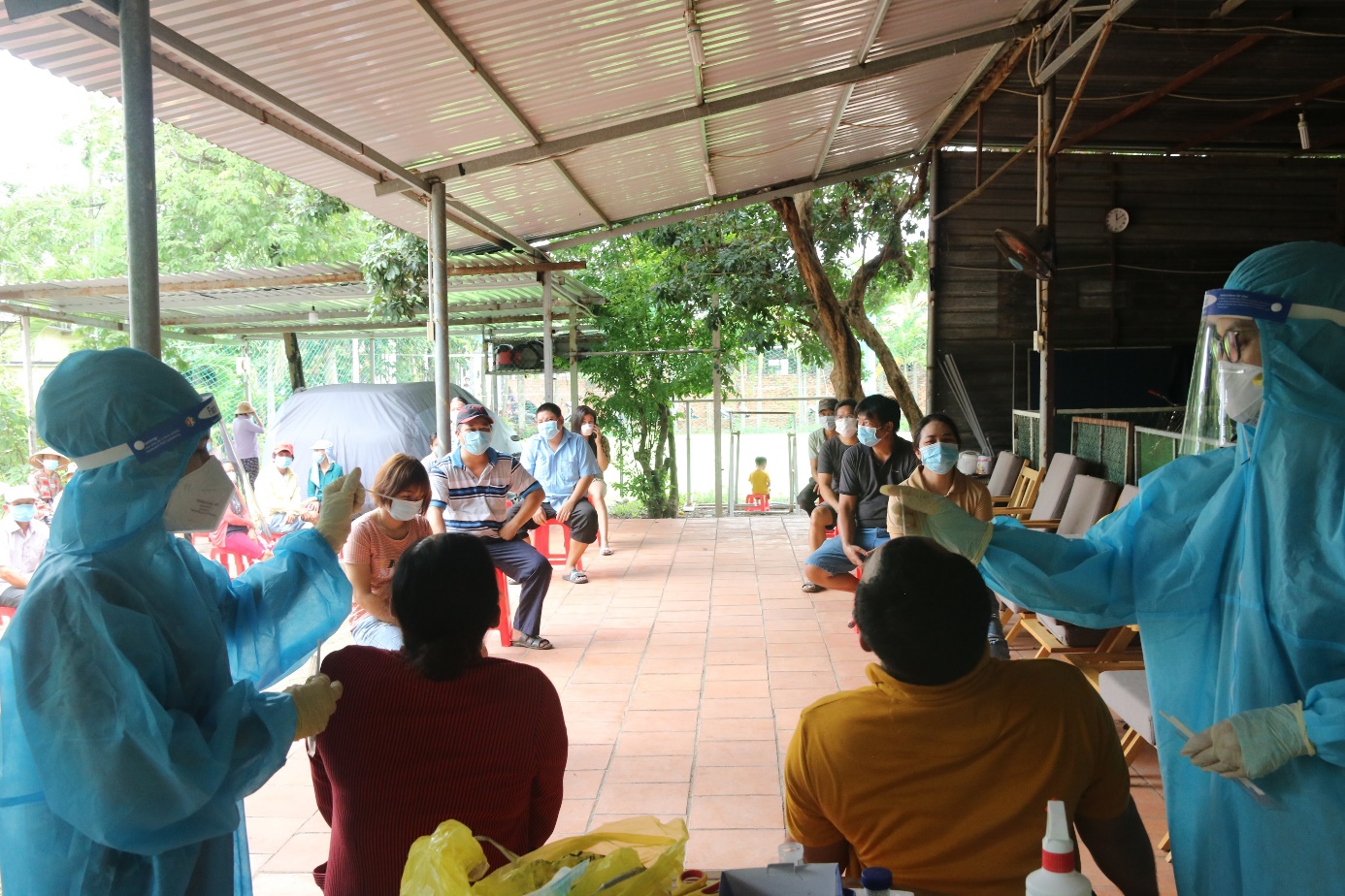 Bản tin COVID-19 chiều 11/7: TP.HCM ghi nhận thêm 954 ca nhiễm mới