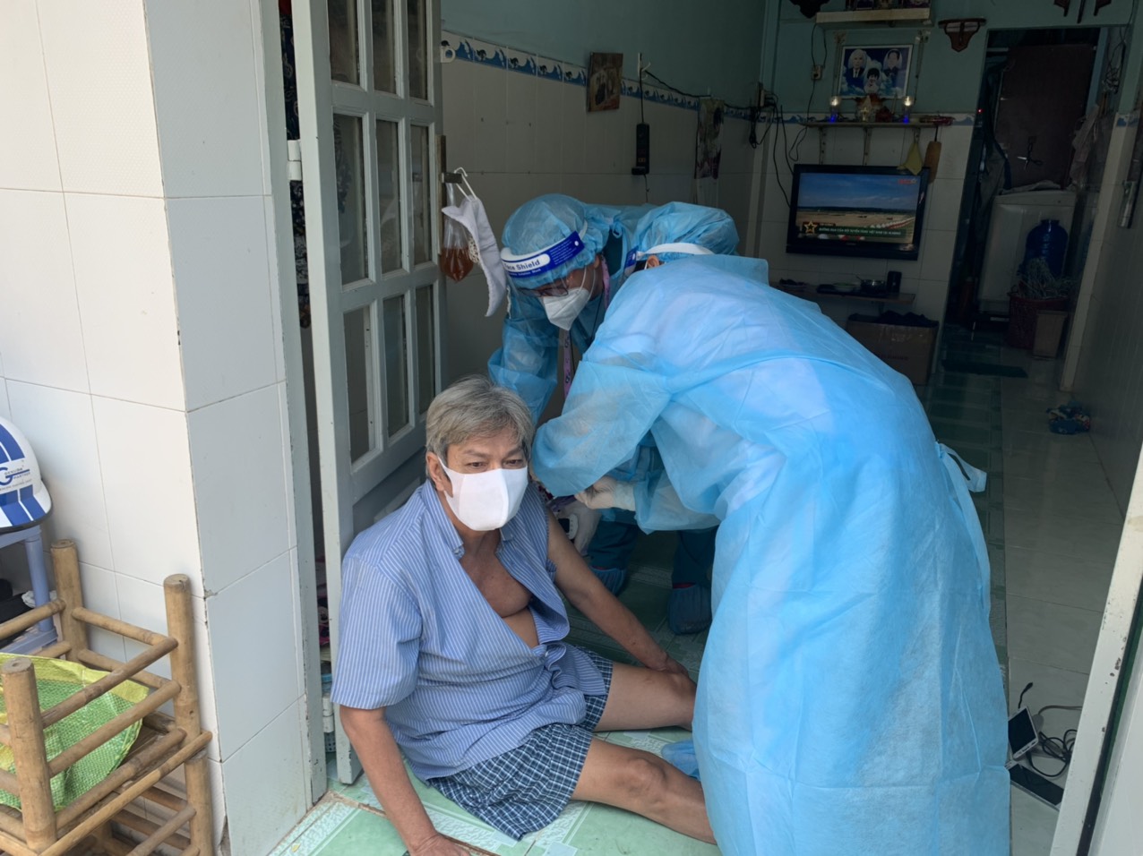 Bản tin COVID-19 tối 01/9: TP.HCM ghi nhận thêm 5.368 ca nhiễm mới