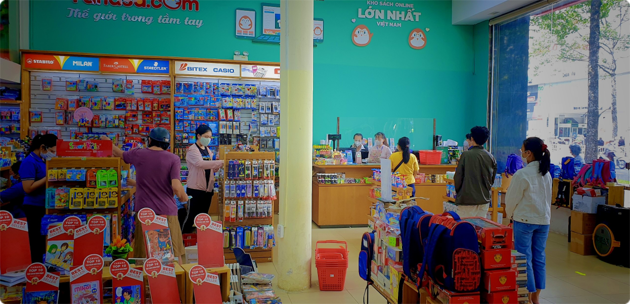 Bản tin COVID-19 tối 2/10: TP.HCM ghi nhận thêm 2.723 ca nhiễm mới