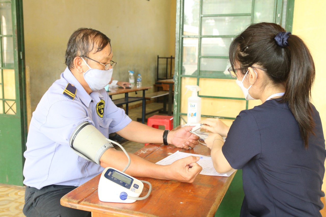 Bản tin COVID-19 tối 24/7: TP.HCM ghi nhận thêm 3.326 ca nhiễm mới