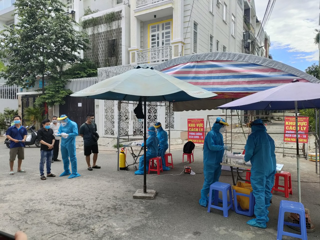 Có những hy sinh không lời nào diễn tả!