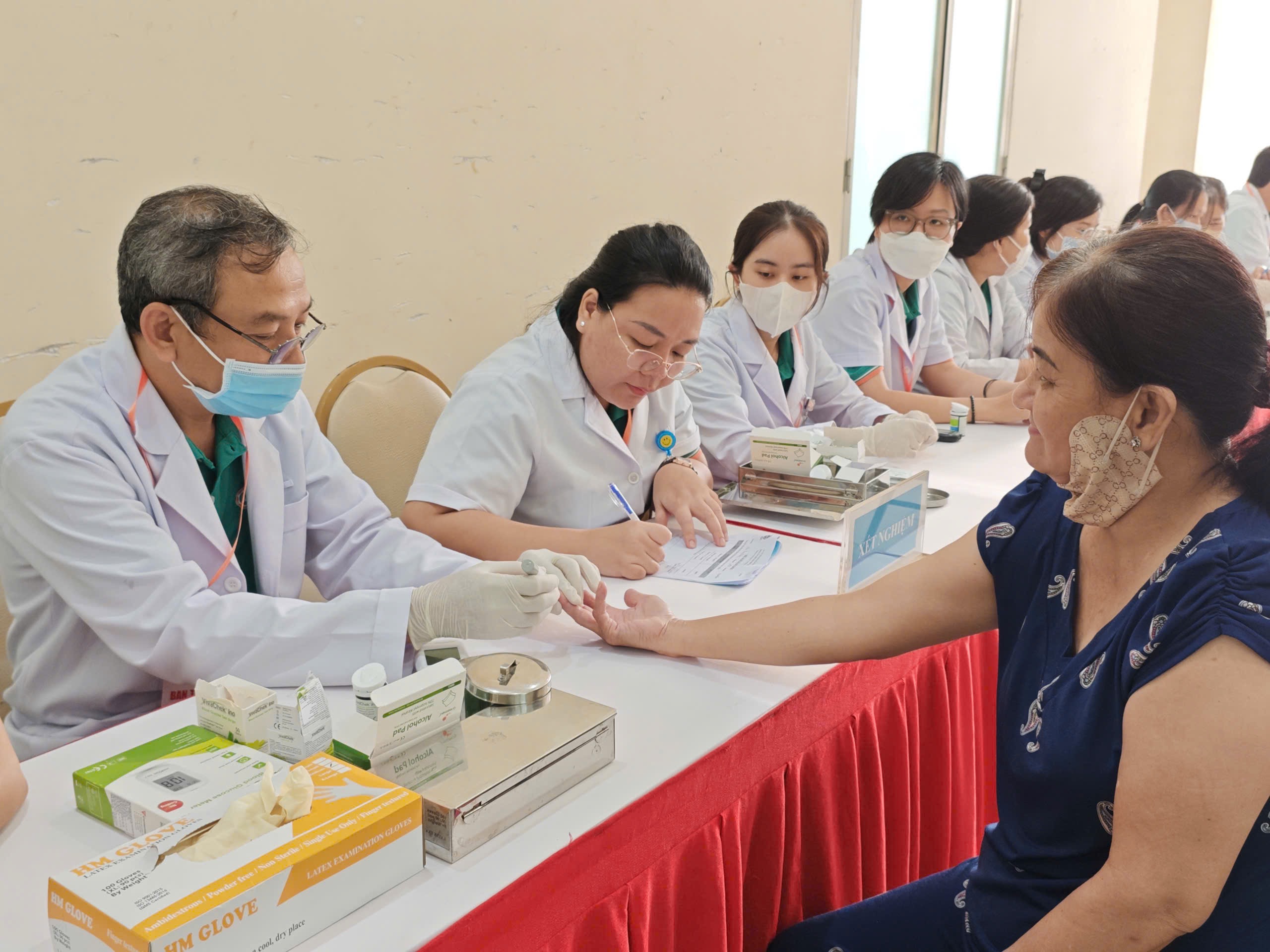 HCDC đồng hành chăm sóc sức khỏe người lao động