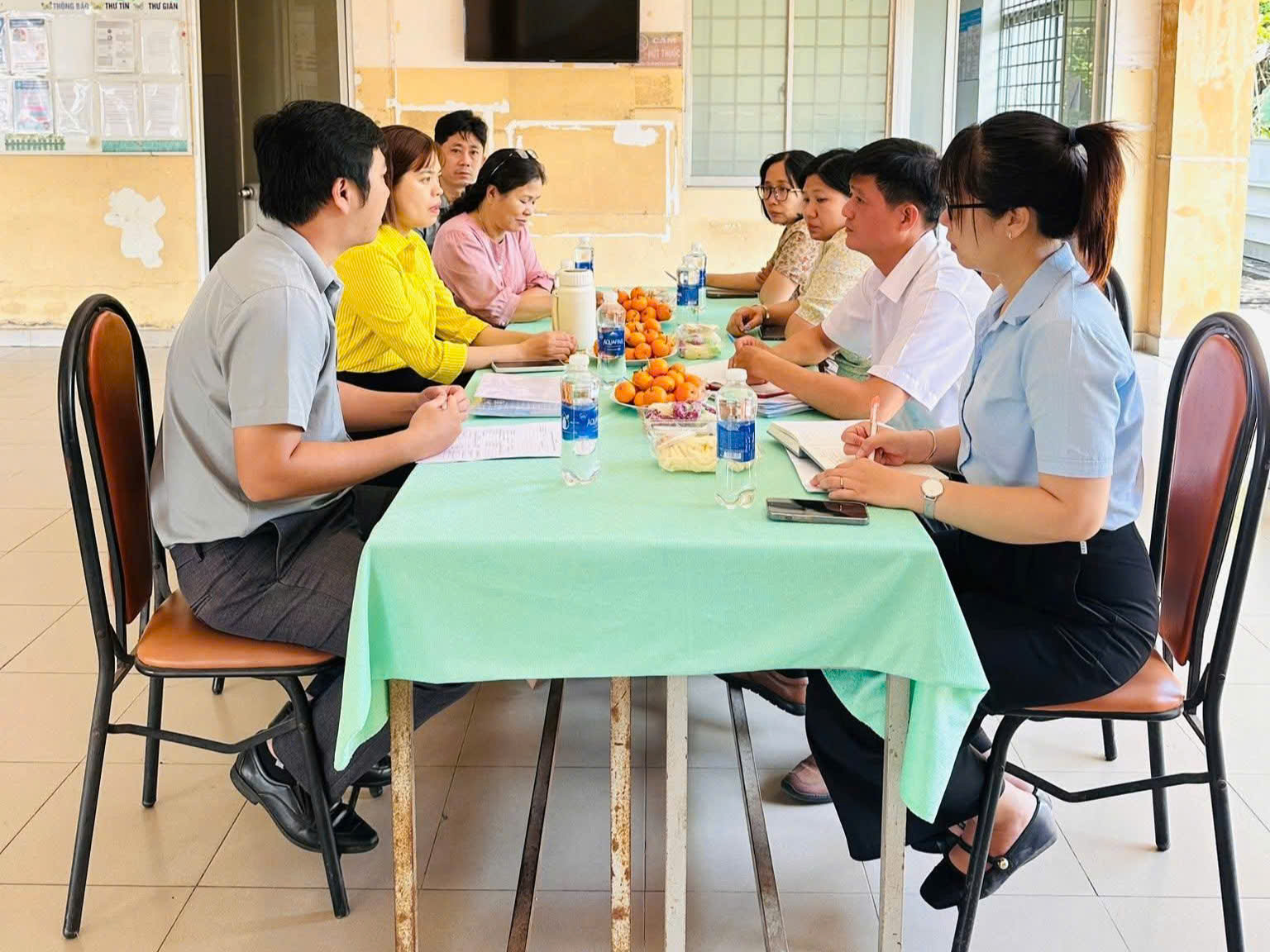 HCDC giám sát công tác phòng chống dịch bệnh tại xã Bình Mỹ