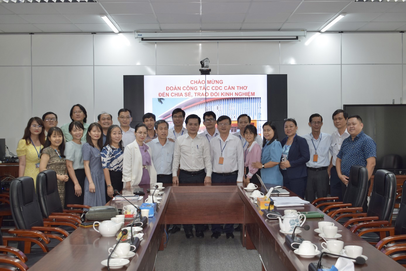 HCDC: Trao đổi, chia sẻ kinh nghiệm công tác với CDC Thành phố Cần Thơ
