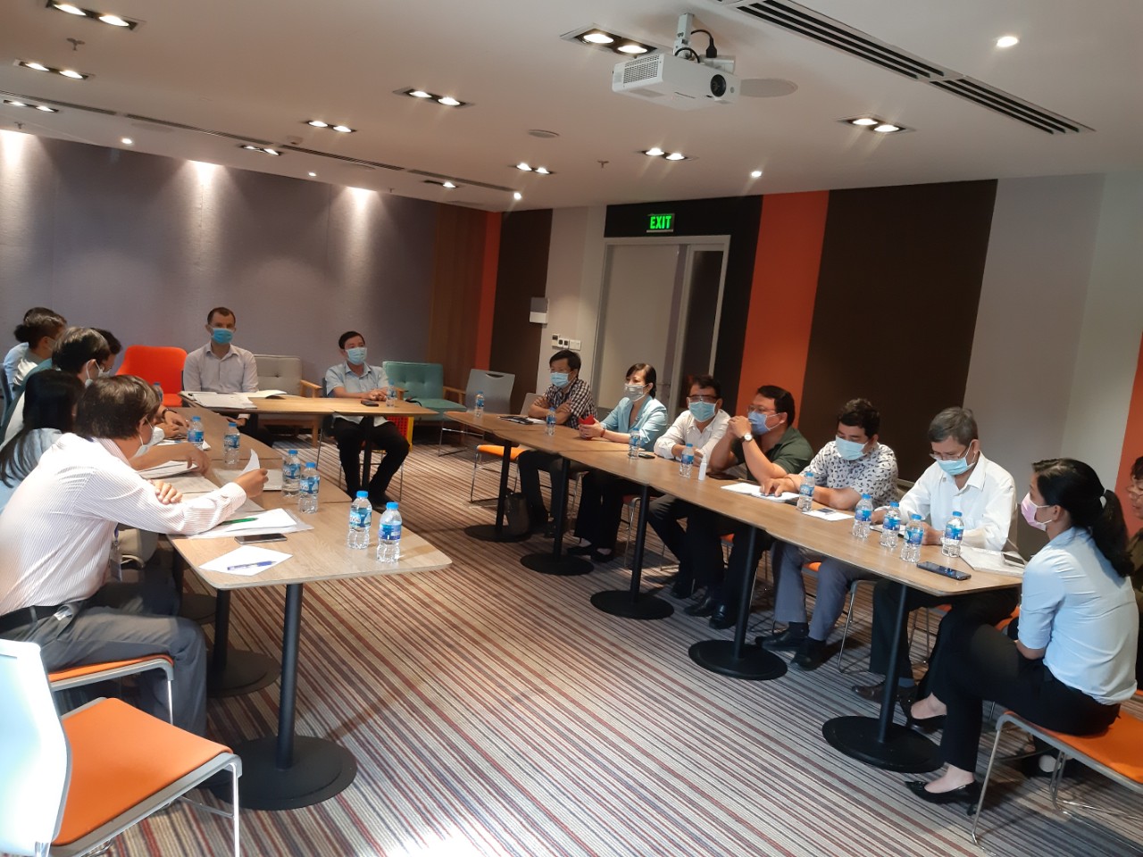 Kiểm tra việc thực hiện cách ly tại các khách sạn trên địa bàn quận Tân Bình