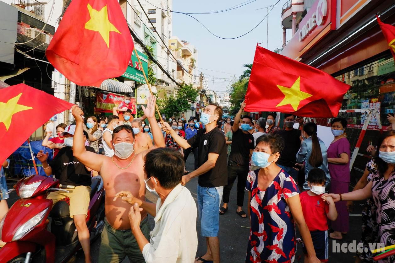 Phóng sự ảnh: “Tết” của đội phòng, chống dịch COVID-19