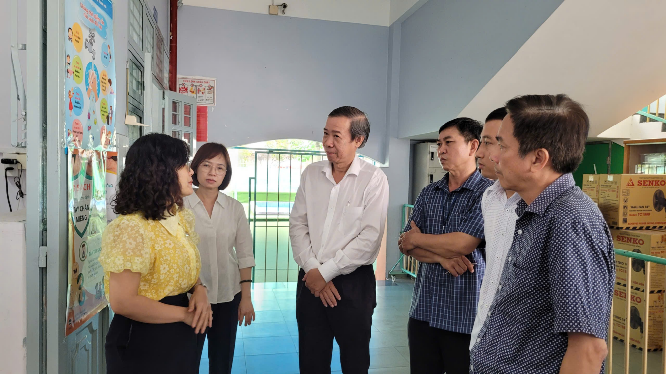 Sở Y tế Thành phố Hồ Chí Minh giám sát công tác phòng, chống dịch bệnh tay chân miệng tại phường Bình Hưng Hòa