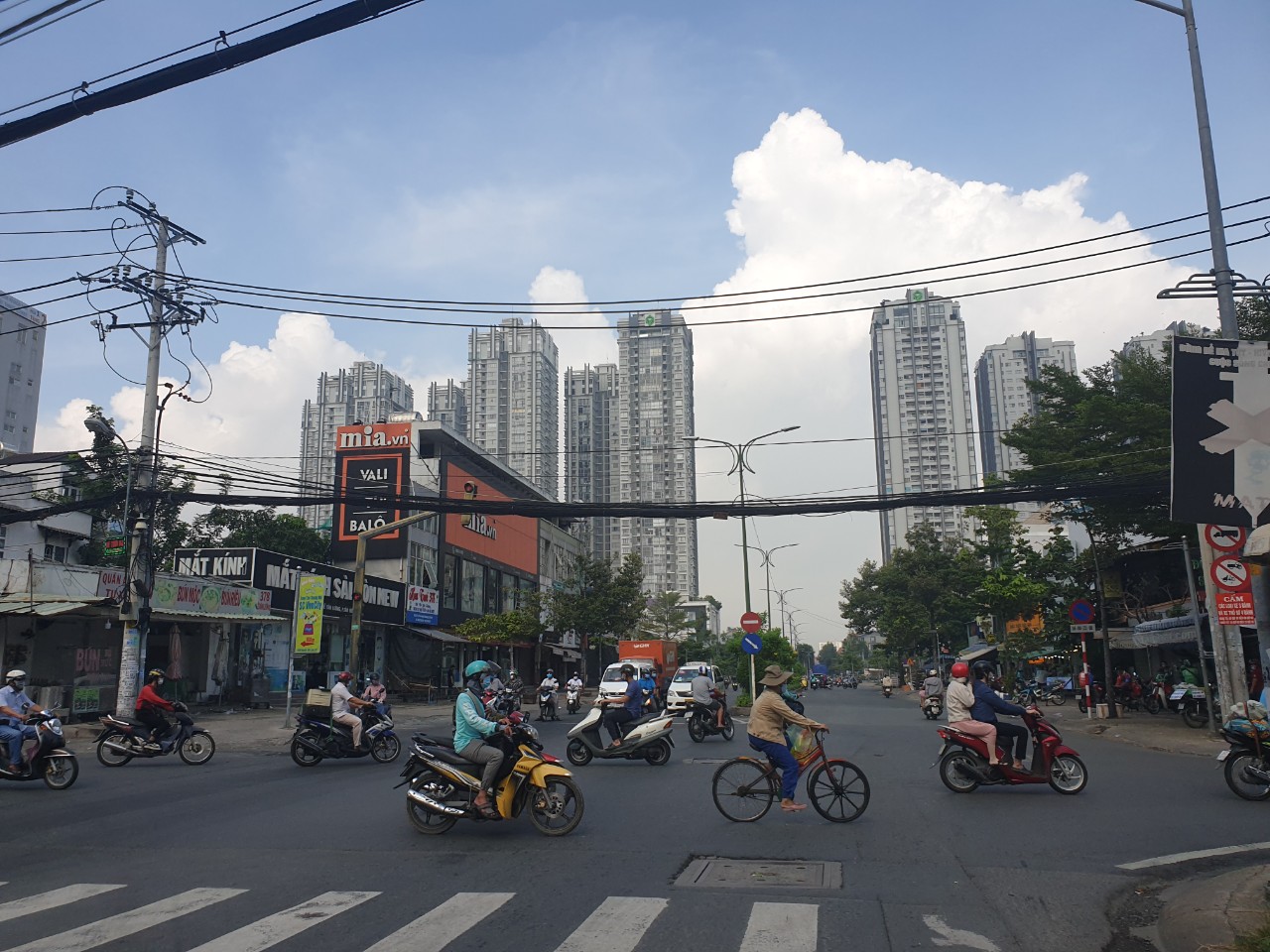 Thông tin về dịch bệnh COVID-19 tại TP.HCM (cập nhật sáng ngày 01/10/2021)