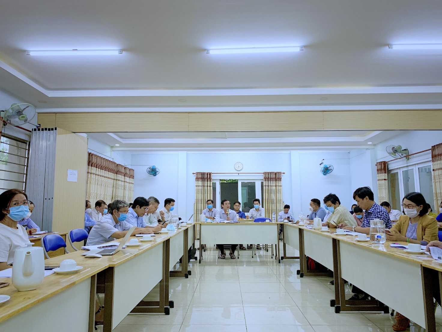 TP.HCM: tăng cường phòng chống dịch bệnh trong đó tiêm vắc xin phòng COVID-19 là nhiệm vụ hàng đầu